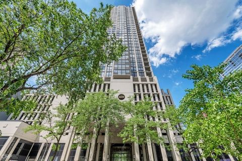 1122 N Clark Street 2806 Chicago IL 60610