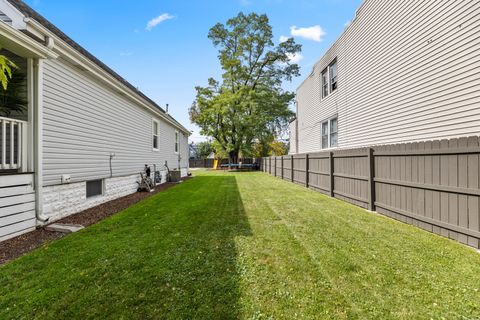 Tiny photo for 15724 Emerald Avenue, Harvey, IL 60426 (MLS # 12487667)