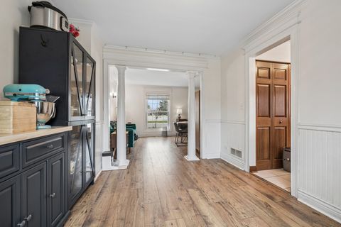 Tiny photo for 1112 WOODLAKE Drive, Carol Stream, IL 60188 (MLS # 12601160)