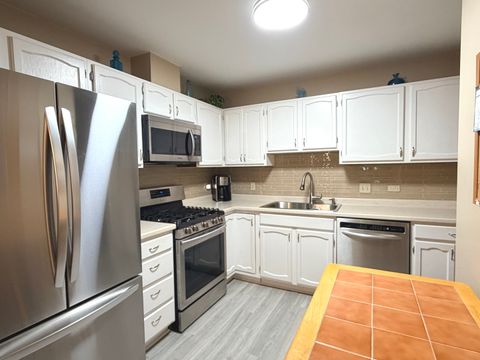 Tiny photo for Buffalo Grove, IL 60089 (MLS # 12656103)