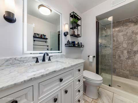 Tiny photo for 6007 N Sheridan Road #14D, Chicago, IL 60660 (MLS # 12683529)