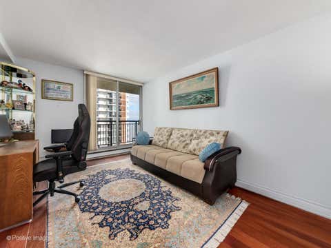 Tiny photo for 6007 N Sheridan Road #14D, Chicago, IL 60660 (MLS # 12683529)