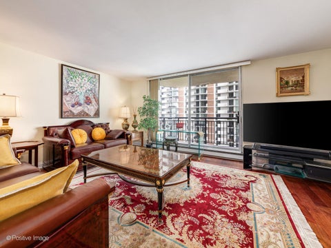 Tiny photo for 6007 N Sheridan Road #14D, Chicago, IL 60660 (MLS # 12683529)