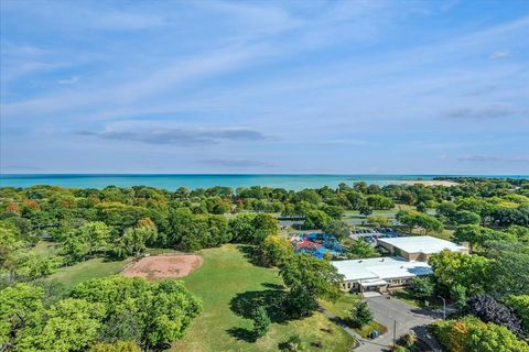 Tiny photo for 4960 N Marine Drive #816, Chicago, IL 60640 (MLS # 12496811)