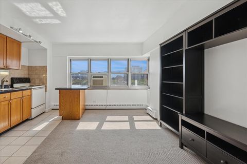 Tiny photo for 4960 N Marine Drive #816, Chicago, IL 60640 (MLS # 12496811)