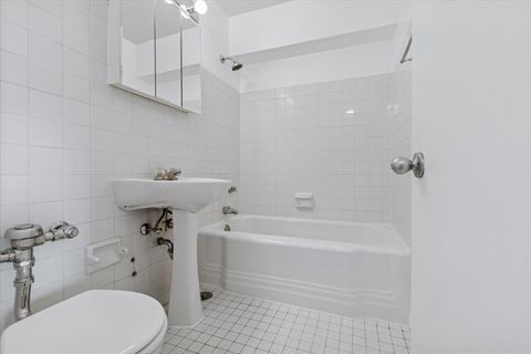 Tiny photo for 4960 N Marine Drive #816, Chicago, IL 60640 (MLS # 12496811)