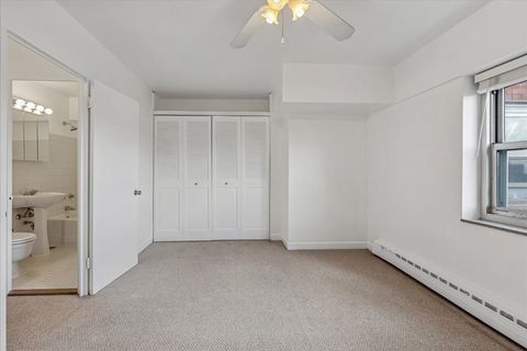 Tiny photo for 4960 N Marine Drive #816, Chicago, IL 60640 (MLS # 12496811)