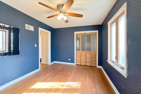 Tiny photo for 508 W Lonnquist Boulevard, Mount Prospect, IL 60056 (MLS # 12568092)