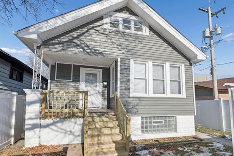 Photo of 76 E 100th Place, Chicago, IL 60628 (MLS # 12535328)