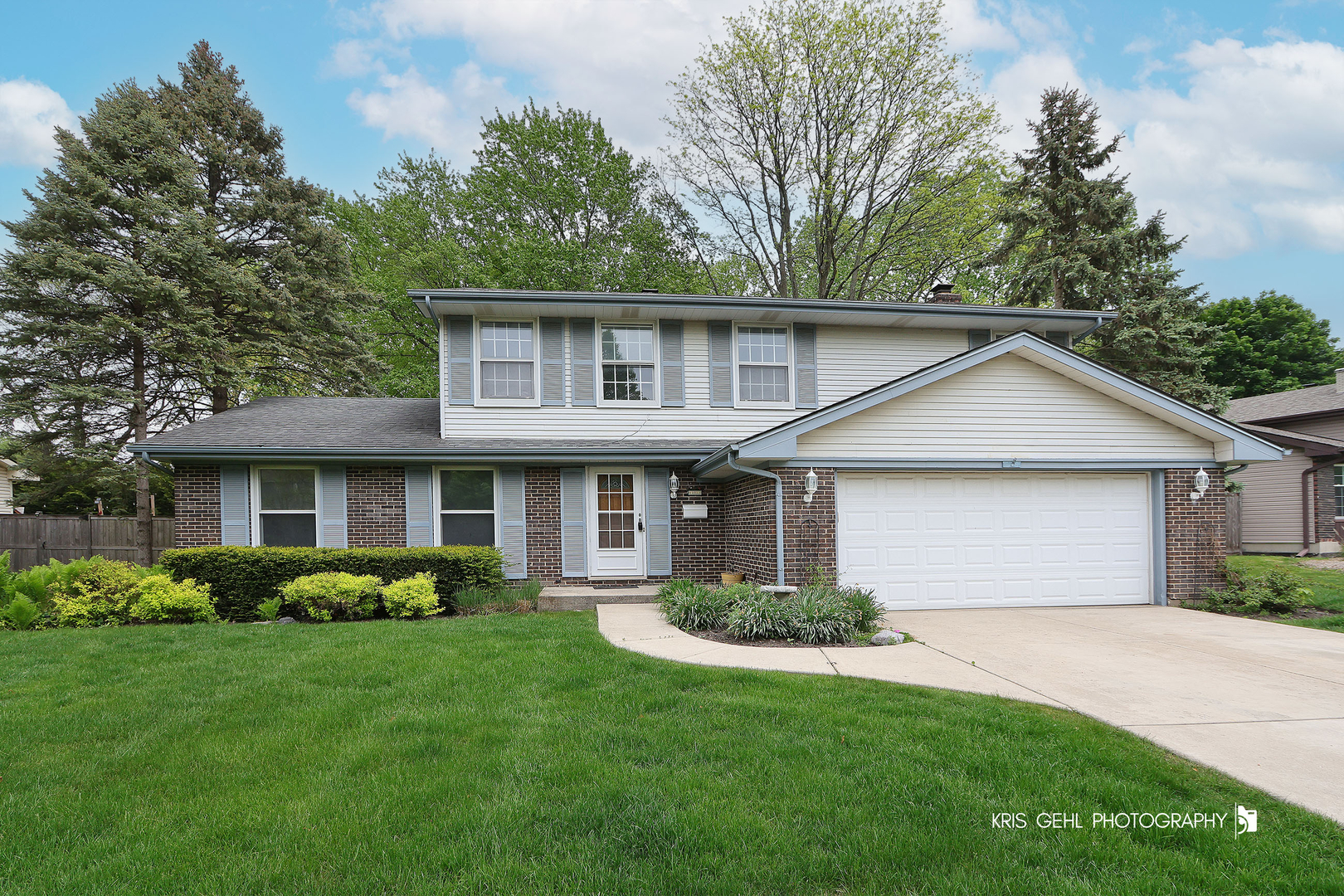 910 Warwick Lane