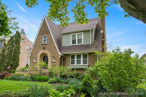 Tiny photo for 821 Howard Street, Wheaton, IL 60187 (MLS # 12709730)