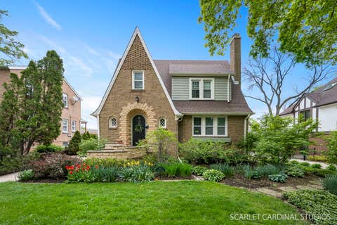 Photo of 821 Howard Street, Wheaton, IL 60187 (MLS # 12709730)