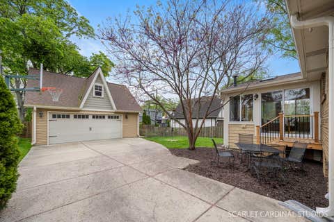 Tiny photo for 821 Howard Street, Wheaton, IL 60187 (MLS # 12709730)