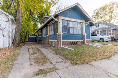 Photo of 2114 W Jefferson Street, Rockford, IL 61101 (MLS # 12513119)