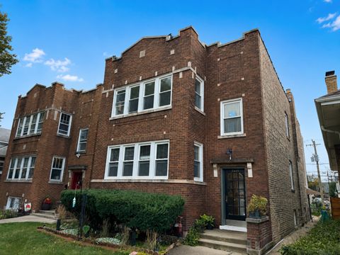 5449 W Melrose Street Chicago IL 60641