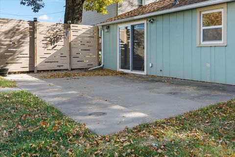 Tiny photo for 114 W 3rd Street, Gridley, IL 61744 (MLS # 12495499)