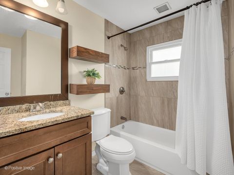 Tiny photo for 319 5th Street, Downers Grove, IL 60515 (MLS # 12598212)