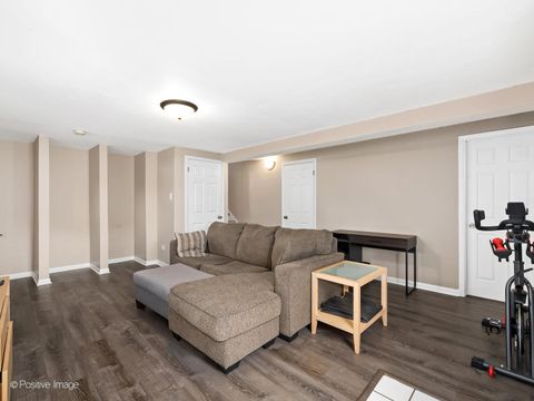 Tiny photo for 319 5th Street, Downers Grove, IL 60515 (MLS # 12598212)