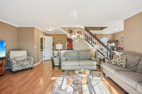 Tiny photo for 241 E Parallel Street #1A, Palatine, IL 60067 (MLS # 12578115)