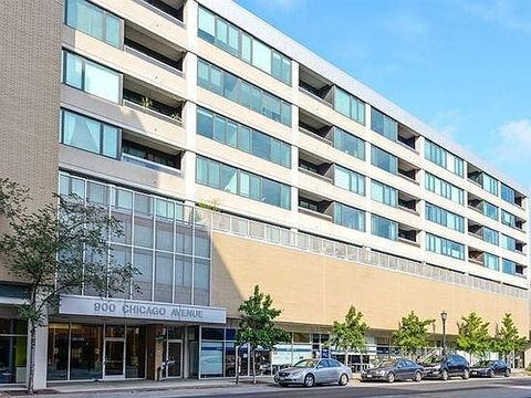 Photo of 900 CHICAGO Avenue #609, Evanston, IL 60202 (MLS # 12569102)