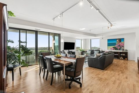 Tiny photo for 900 CHICAGO Avenue #609, Evanston, IL 60202 (MLS # 12569102)