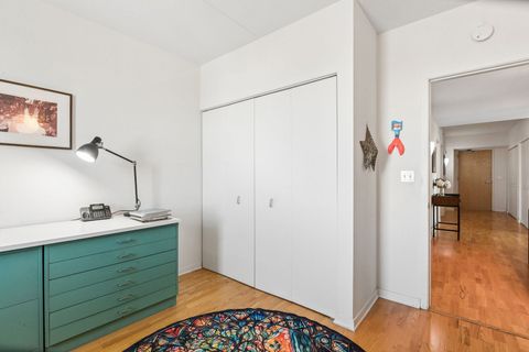 Tiny photo for 900 CHICAGO Avenue #609, Evanston, IL 60202 (MLS # 12569102)