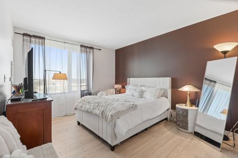 Tiny photo for 900 CHICAGO Avenue #609, Evanston, IL 60202 (MLS # 12569102)