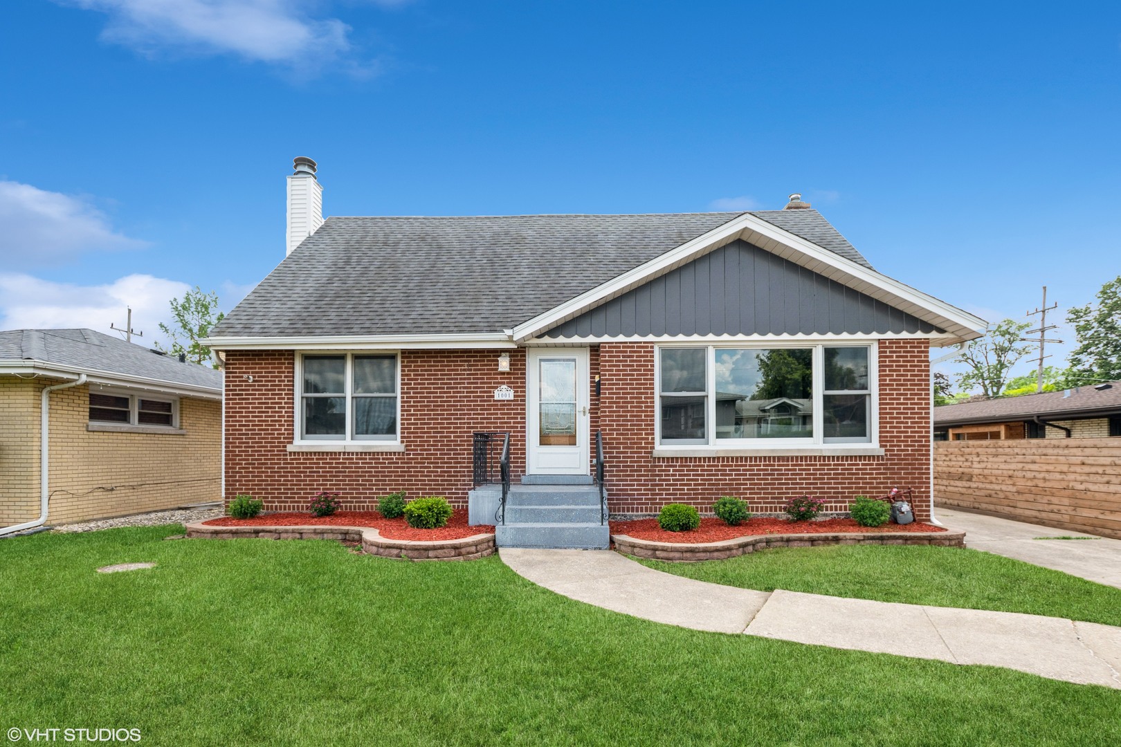1001 Oakton Street