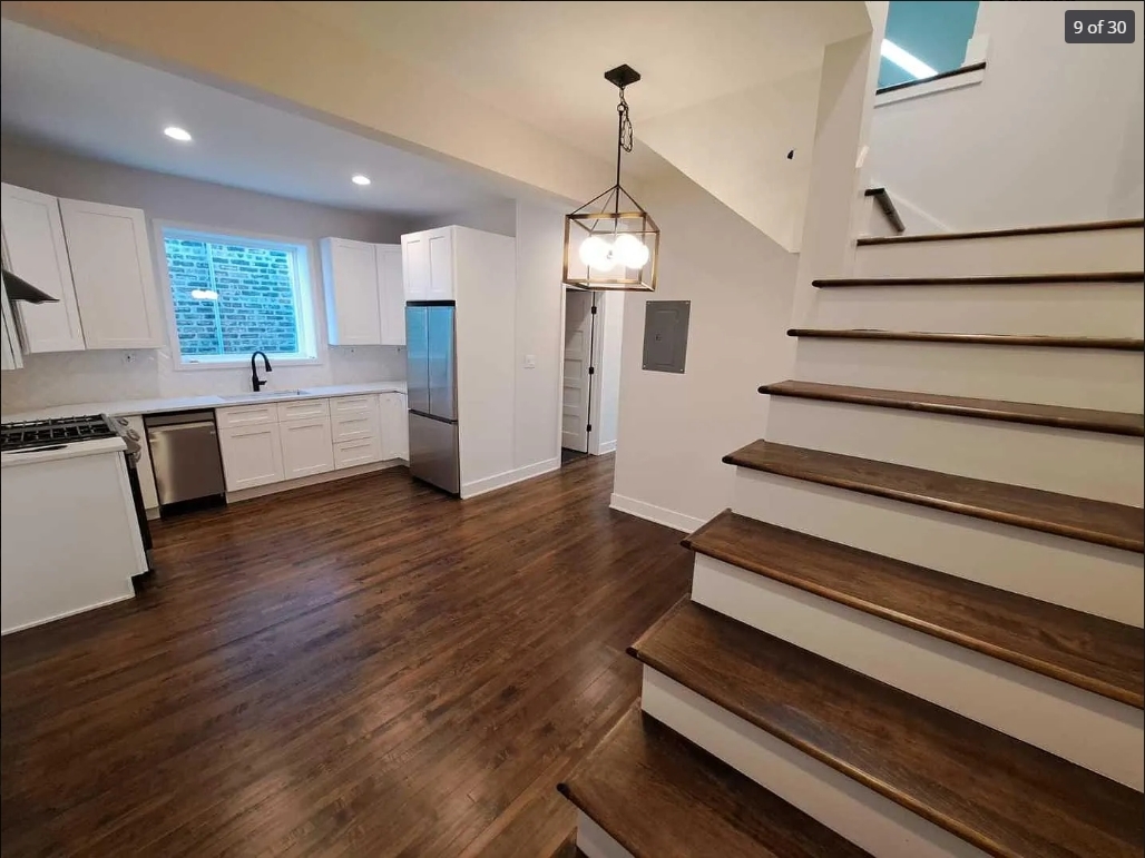 1634 W 38th Street