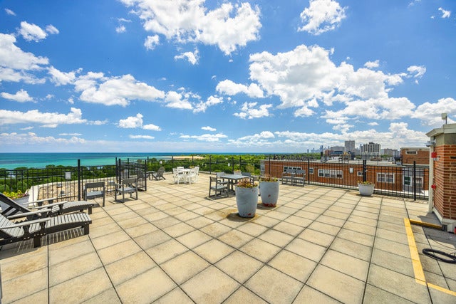 4970 N Marine Drive 1529