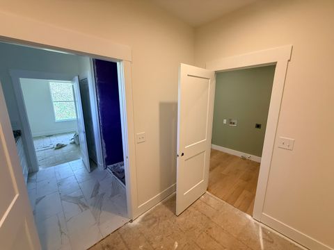 Tiny photo for 3406 Covington Drive, Davenport, IA 52806 (MLS # 12636461)