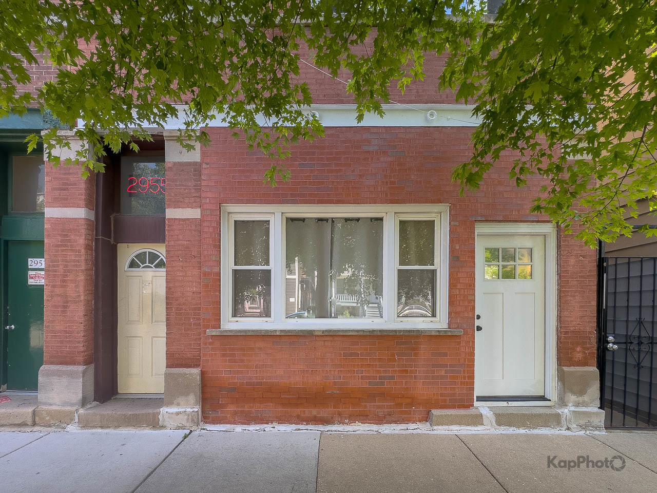 2955 N Spaulding Avenue 1F