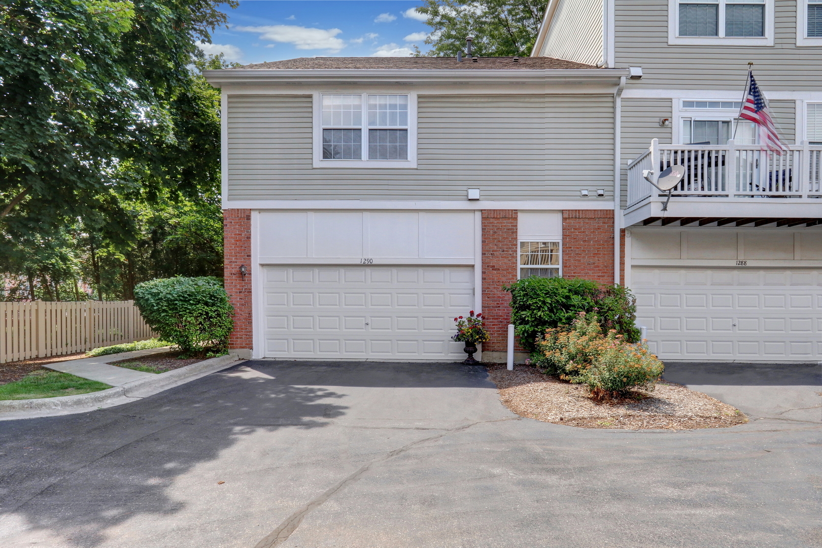 1290 Georgetown Way