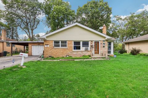 A home in Des Plaines