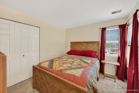 Tiny photo for 634 Village Road #B, Crystal Lake, IL 60014 (MLS # 12670182)