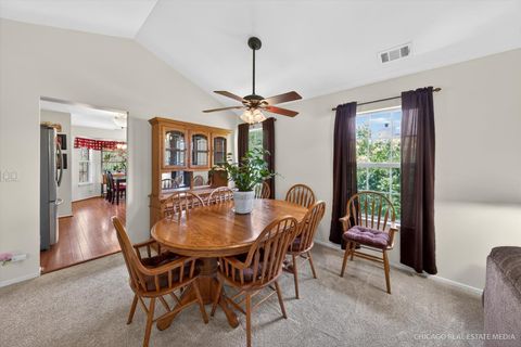 Tiny photo for 634 Village Road #B, Crystal Lake, IL 60014 (MLS # 12670182)