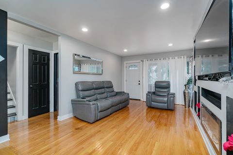 Tiny photo for 42 46th Avenue, Bellwood, IL 60104 (MLS # 12455285)