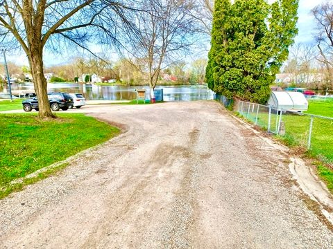 Tiny photo for 3717 Greenleaf Avenue, Island Lake, IL 60042 (MLS # 12706458)
