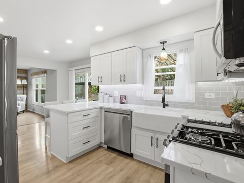 Tiny photo for 5187 ALDER Court, Gurnee, IL 60031 (MLS # 12566075)