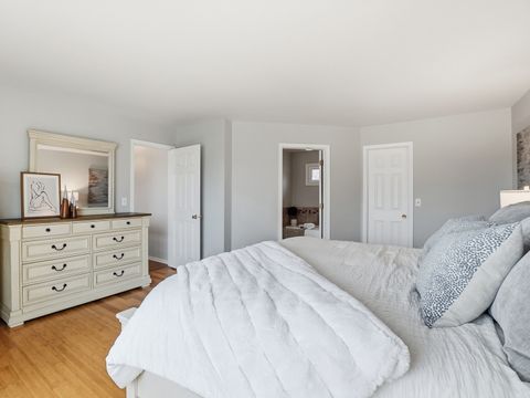 Tiny photo for 5187 ALDER Court, Gurnee, IL 60031 (MLS # 12566075)