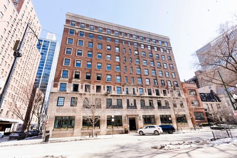 1255 N State Parkway 6H Chicago IL 60610