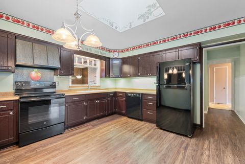 Tiny photo for 11519 S Neenah Avenue, Worth, IL 60482 (MLS # 12583443)