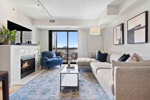 Tiny photo for 1212 N Wells Street #1505, Chicago, IL 60610 (MLS # 12576345)