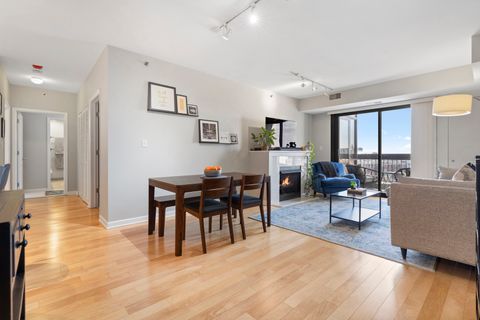 Tiny photo for 1212 N Wells Street #1505, Chicago, IL 60610 (MLS # 12576345)