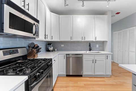Tiny photo for 1212 N Wells Street #1505, Chicago, IL 60610 (MLS # 12576345)