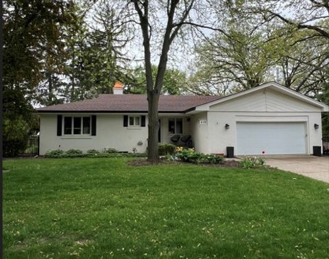 319 Elm Court Libertyville IL 60048