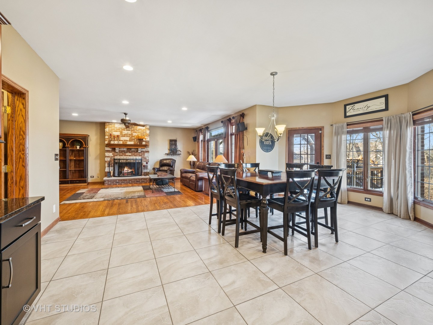 260 N Forest Drive