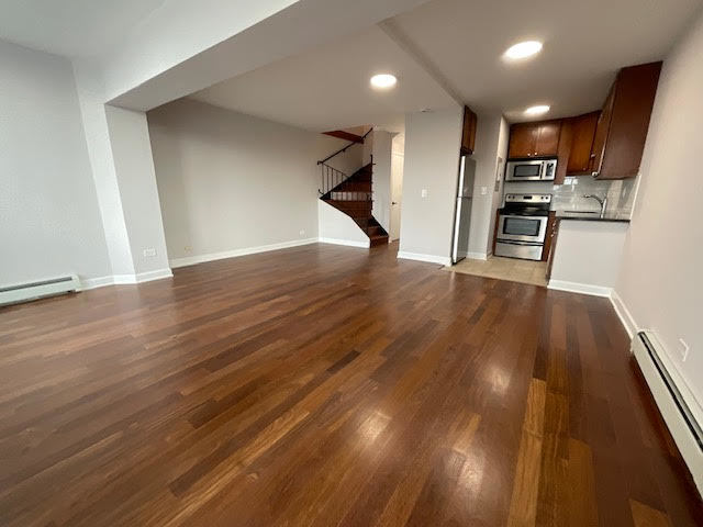 6166 N Sheridan Road 28L