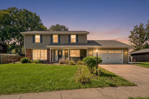 2303 GALEN DR, CHAMPAIGN, IL 61821 - Image 4e20728249f8dc75dabc09e5ae64a4cd/2603594295