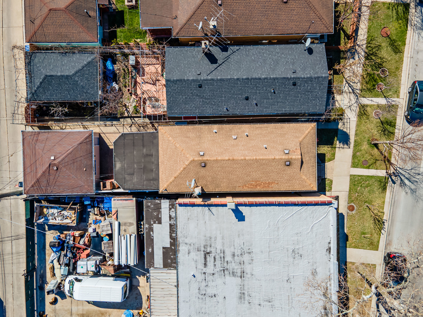 7615 W Addison Street